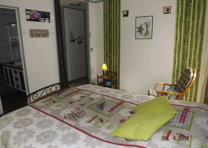 Au Chti Normand Bed & Breakfast *